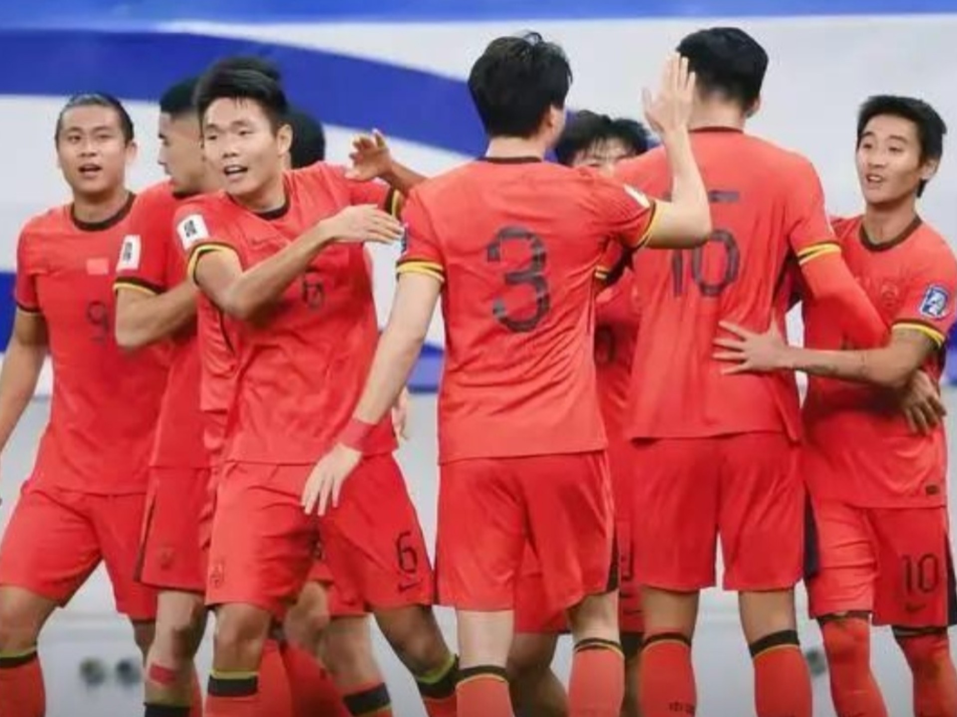 带案例的深 带案例的深