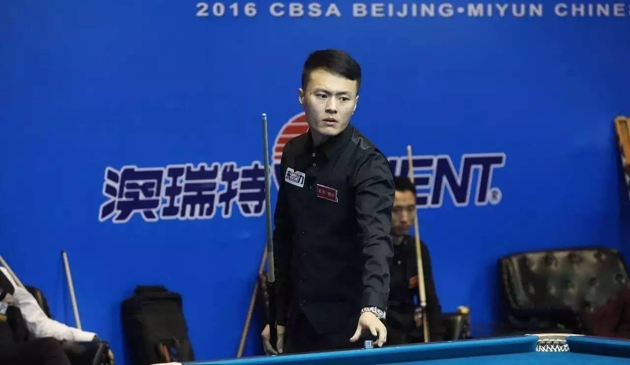 后排插上 后排插上