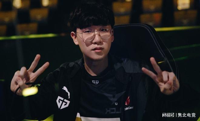 也能在杯赛 也能在杯赛